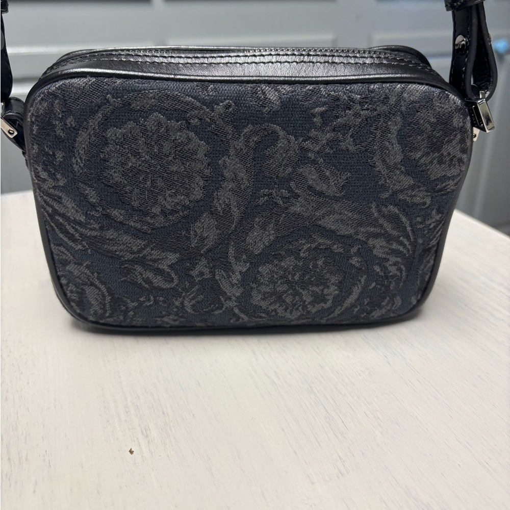 Versace camera bag - Picture 5 of 8